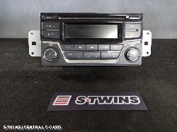 2017 Nissan Navara Radio Cd Dvd Sat Tv 0000121783