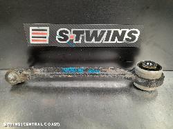 2014 Chrysler 300C Right Front Lower Control Arm 0000192626