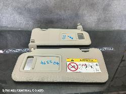 2015 Mazda 2 Sunvisor 0000147305