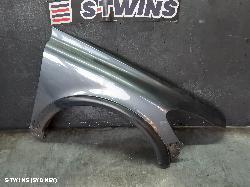 2010 Volvo C30 Right Guard 0000227104