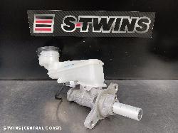 2018 Holden Trailblazer Master Cylinder 0000228447