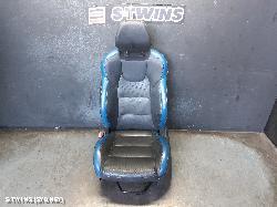 2016 Hyundai Veloster Front Seat 0000233500