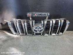 2013 Toyota Prado Grille 0000205623