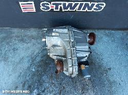 2010 Jeep Cherokee Transfer Case 0000165546