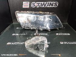2015 Skoda Octavia Right Headlamp 0000242971