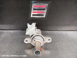 2014 Toyota Tarago Master Cylinder 0000241652