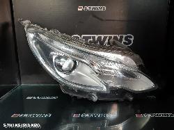 2017 Peugeot 2008 Right Headlamp 0000239202