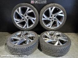 2017 Renault Megane Wheel Mag 0000240135