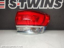 2018 Jeep Grandcherokee Right Taillight Wk Laredo/Overland/Limited W/ Chrome Bezel 04/13-02/22 0000251148