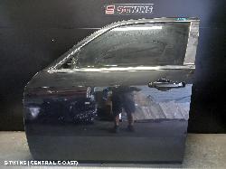 2010 Chrysler 300C Left Front Door 11/05-12/11 0000250275