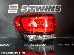 2014 Jeep Grandcherokee Left Taillight Wk Srt/75Th Anniv/Trackhawk/Blackhawk Black Bezel 04/13- 0000196792