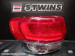 2014 Jeep Grandcherokee Left Taillight Wk Laredo/Overland/Limited W/ Chrome Bezel 04/13-02/22 0000204721