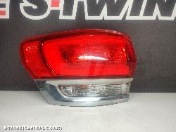 2014 Jeep Grandcherokee Right Taillight Wk Laredo/Overland/Limited W/ Chrome Bezel 04/13-02/22 0000251173