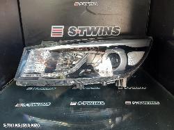 2016 Kia Carnival/Grand Carnival Left Headlamp Yp Platinum Hid Type 02/15-02/18 0000258436
