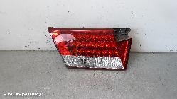 2006 Hyundai Grandeur Rear Garnish Tailgate Lamp (Lh Side) Tg White Section Bulb Type Only 02/06-09/08 0000053902