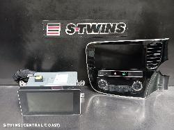 2019 Mitsubishi Outlander Radio Cd Dvd Sat Tv Display Unit W/ Sat Nav Type Zl 07/19-07/21 0000243643