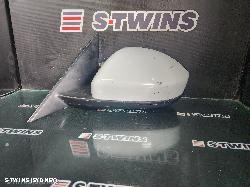 2020 Jaguar E Pace Left Front Door X540 11/17- 0000256393