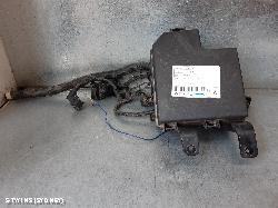 2012 Kia Sorento Fuse Box Engine Bay Xm Diesel 10/09-05/15 0000077704