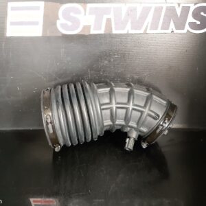 2014 Jeep Grandcherokee Air Cleaner Duct Hos Wk 10/10-02/22 0000136057