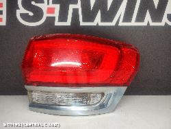 2014 Jeep Grandcherokee Left Taillight Wk Laredo/Overland/Limited W/ Chrome Bezel 04/13-02/22 251172