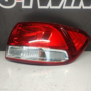2015 Kia Sorento Right Taillight Um In Body Non Led Type 03/15-08/17 265494