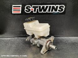 2010 Nissan Pathfinder Master Cylinder W/ Switch In Master Cylinder Housing R51 05/05-09/13 266073