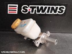 2013 Subaru Xv Master Cylinder Auto T/M Stamped# Fj050 G4X 08/11-04/17 266315