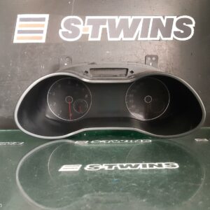 2015 Hyundai Veloster Instrumentcluster Auto Speedo Till 260 Turbo Type Fs 12/14-02/18 271504