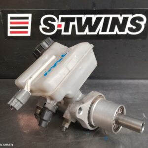 2010 Mazda 3 Master Cylinder Bl 2.0/2.5 Petrol 04/09-10/13 273656
