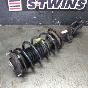 2017 Kia Carnival/Grand Carnival Left Front Strut Yp 2.2 Diesel 02/15-02/18 272329