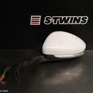 2014 Peugeot 208 Left Door Mirror A9 Power Fold Non Chrome Trim Colour Coded Cover Type 10/12-12/18 281984