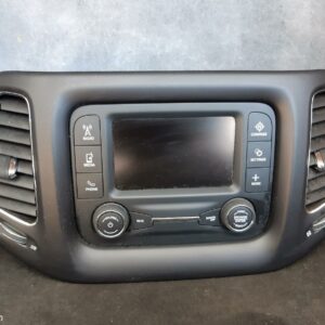 2017 Jeep Compass Radio Cd Dvd Sat Tv Display Unit 5In Non Sat Nav Type M6 10/17-03/21 92625