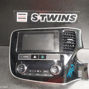 2018 Mitsubishi Outlander Radio Cd Dvd Sat Tv Display/Head Unit Non Sat Nav Type Zk-Zl 08/16-07/20 283524
