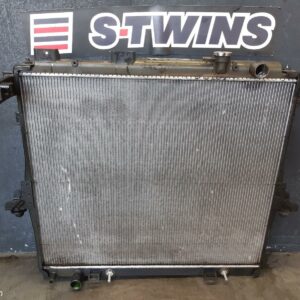 2012 Nissan Navara Radiator D40 Auto 3.0 V9X Diesel 05/10-08/15 286691
