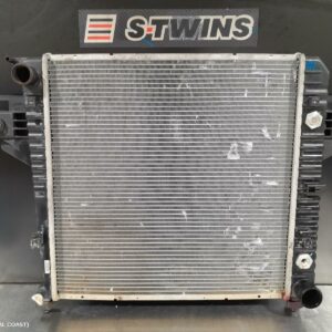 2003 Jeep Cherokee Radiator Auto 3.7 Petrol Kj 09/01-10/04 191249