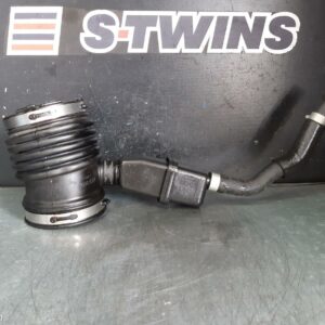 2018 Nissan Pathfinder Air Cleaner Duct Hos R52 06/13-04/21 201887