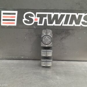 2018 Holden Commodore Pwr Dr Wind Switch Rh Front (Master Switch) Zb Hatch/Wagon 10/17-12/20 299132