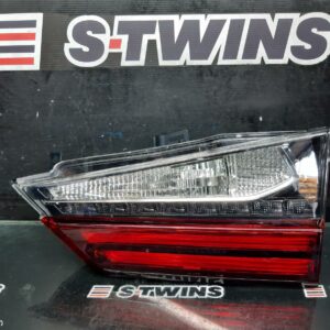 2017 Lexus Rx Series Rear Garnish Tailgate Lamp (Rh Side) Al20 F Sports/Sports Luxury Led Type 09/15-10/19 256548