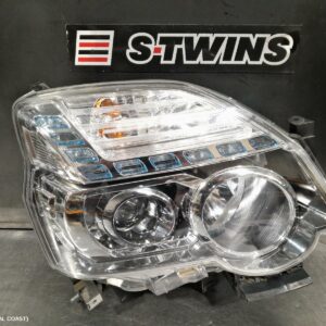 2012 Nissan Xtrail Right Headlamp T31 Xenon Type Tl/Ti 07/10-12/13 294790