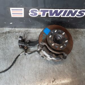2016 Mazda Bt50 Right Front Hub Assembly Up-Ur 2Wd Low Ride 10/11-06/20 107959