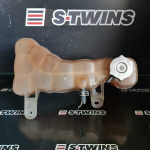 2013 Chrysler 300C Overflow Bottle 3.0 Diesel Lx 12/11-12/14 305921