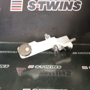 2014 Mazda Cx5 Master Cylinder Ke Diesel 2.2 Sh Twin Turbo 02/12-12/16 306178