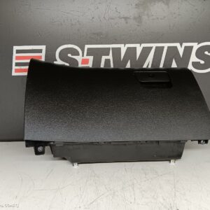 2015 Ford Mondeo Glove Box Md 09/14-06/20 305492