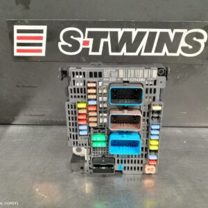 2015 Peugeot 308 Fuse Box T9 10/14-05/21 300831