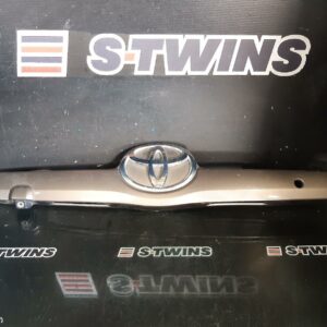 2010 Toyota Camry Rear Garnish Bootlid Garnish (Centre) W/ Reverse Camera Acv40 06/06-11/11 305654