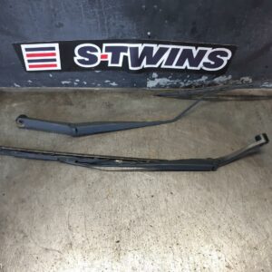 2015 Holden Cruze Wiper Arm Front (Pair) Jg-Jh 03/09-01/17 305425