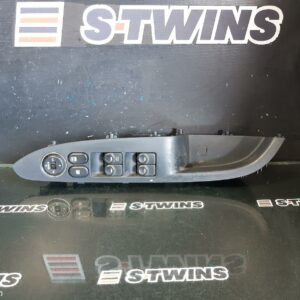 2011 Hyundai I30 Pwr Dr Wind Switch Rh Front (Master Switch) Manual Fold Mirror Type Fd 09/07-04/12 307604