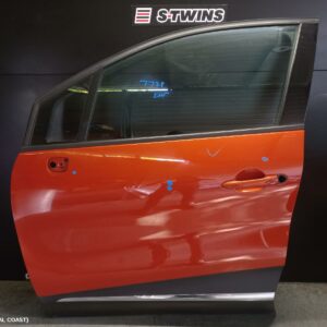 2015 Renault Captur Left Front Door J87 08/14-05/17 289368
