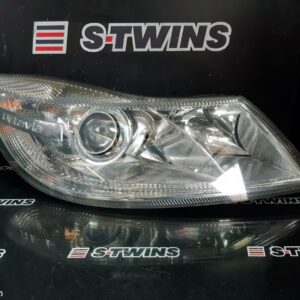 2011 Skoda Octavia Right Headlamp 1Z Xenon Type 05/09-10/13 312859
