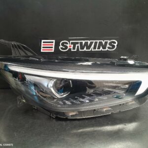 2022 Mg Zs Right Headlamp Azs1 Zst Type Led Type 06/22- 309313